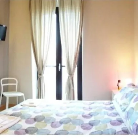 Charming House בית הארחה בארלטה