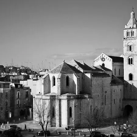 Charming House 게스트하우스 바를레타