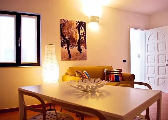 Charming House Гостевой дом 3*